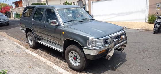 TOYOTA HILUX SW4 2.8 4X4 8V DIESEL 4P MANUAL TOYOTA HILUX SW4 2.8 4X4 8V DIESEL 4P MANUAL